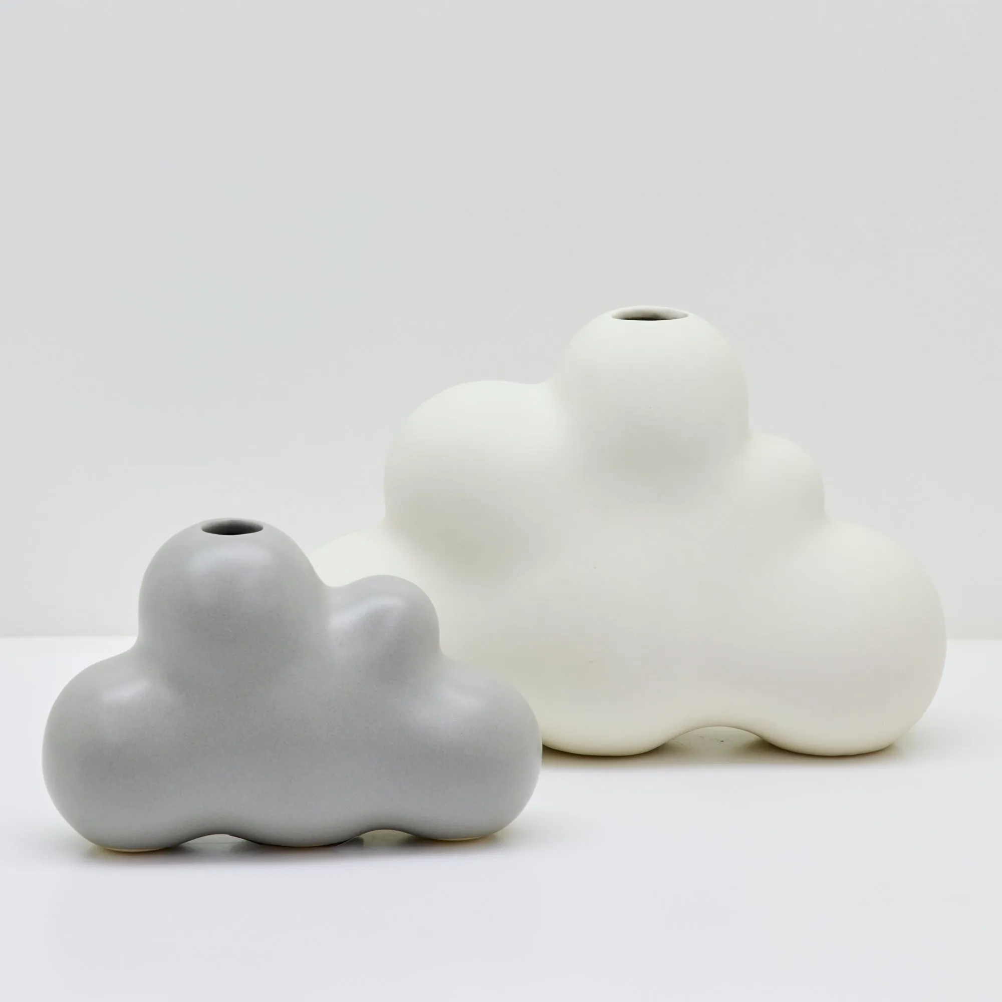 Cloud Vase - Light Grey - Medium