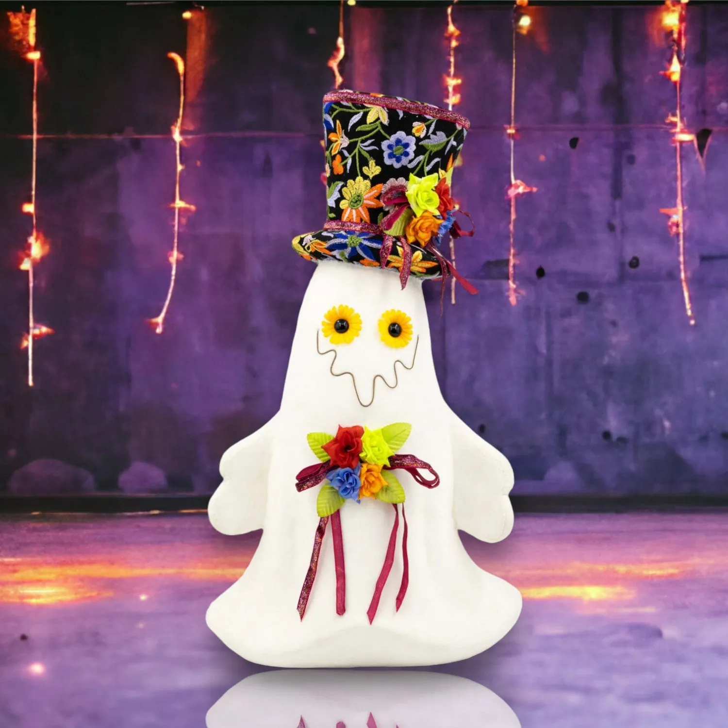 December Diamonds Day Of The Dead 24-Inch Ghost With Pattern Hat