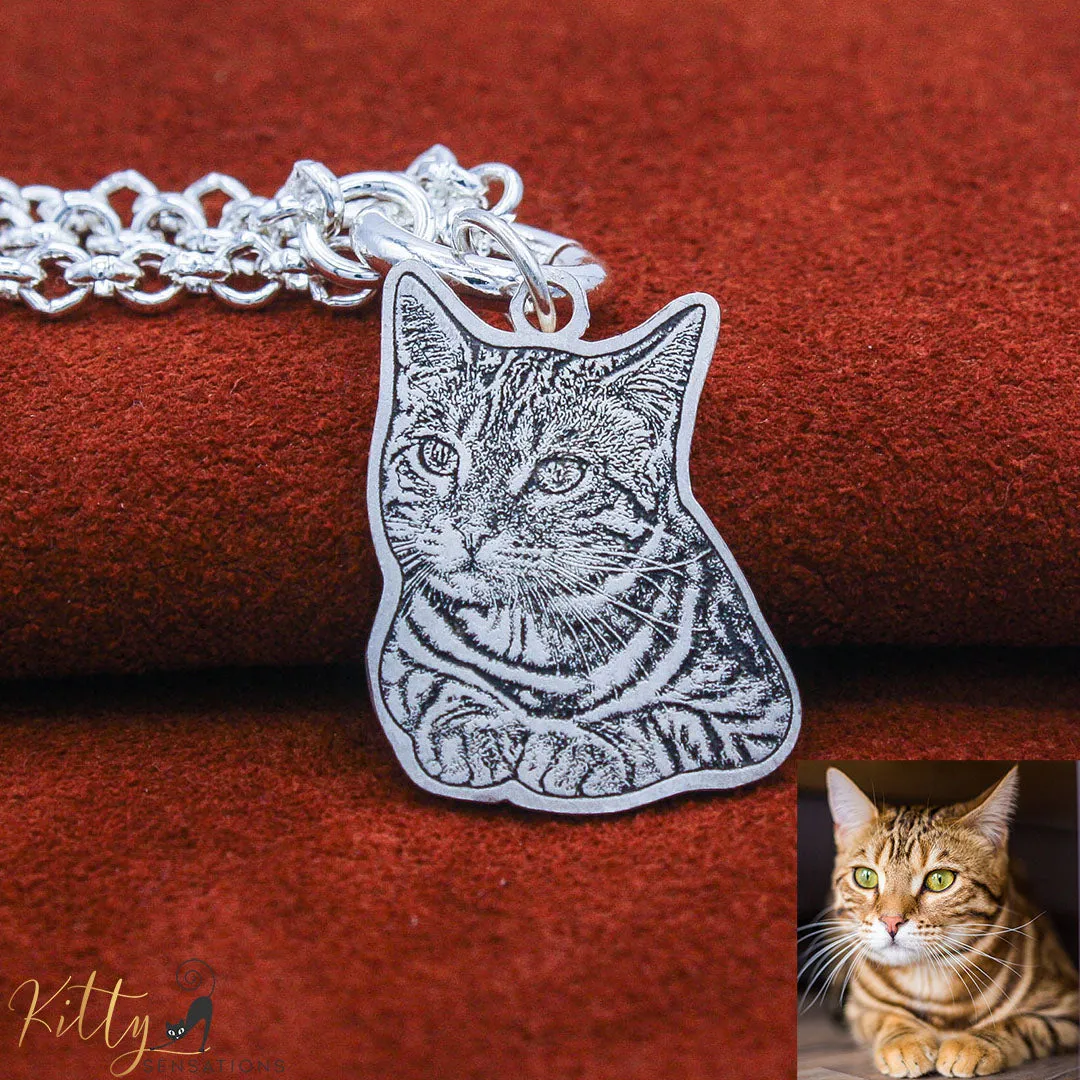 KittySensations Custom Cat Charm Bracelet with Personal Engraving in Solid 925 Sterling Silver